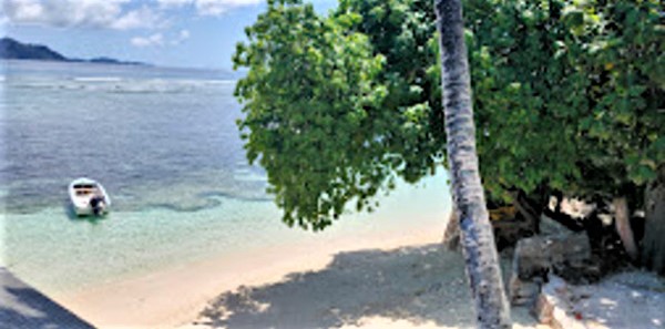 La Digue Island - MT Seaside Apartment
