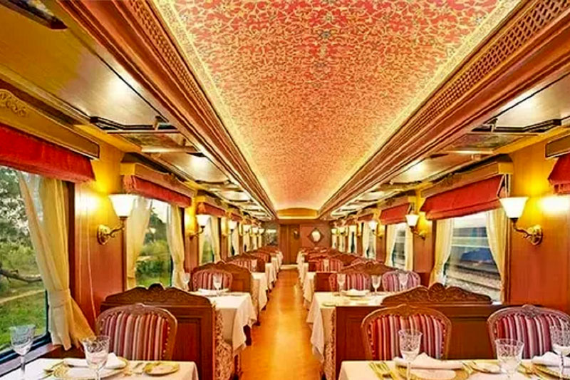 Maharaja Express - Indian Splendour: (7 Days/6 Nights)