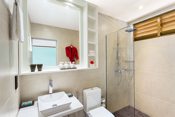 Meeru Island Resort & Spa 4 star
