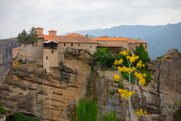 Exotic Delphi and Meteora Tour
