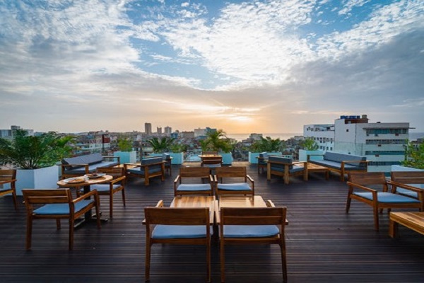 Explore Cuba in Style - Mystique Regis Habana by Royalton 5 *