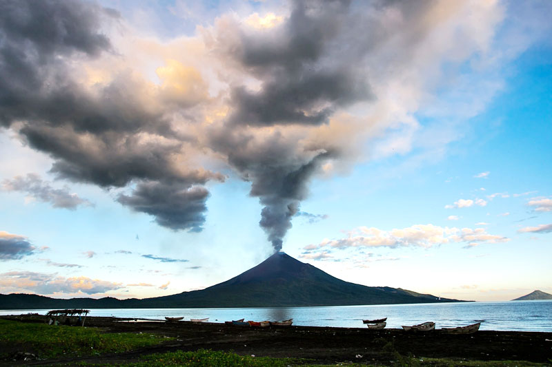 Immerse Volcanic Nicaragua
