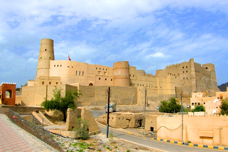 Discover Oman - 3 Days (Tour of Wahiba and Nizwa)