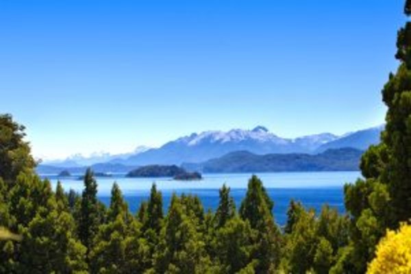 The Essential of Patagonia's North and South