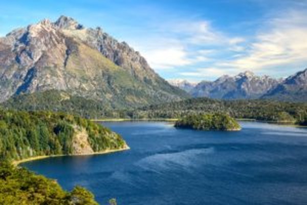The Essential of Patagonia's North and South