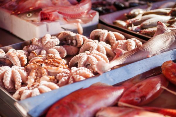 Marsaxlokk Market and Blue Grotto