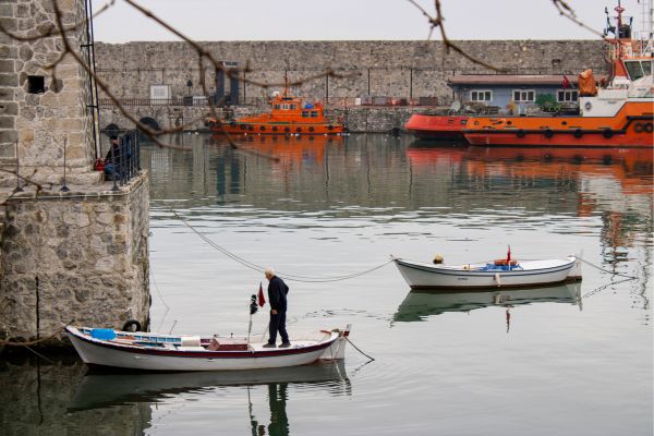 Marsaxlokk Market and Blue Grotto