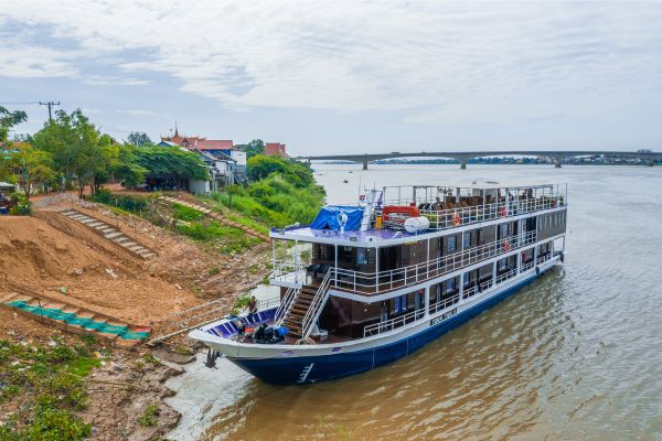 Siem Reap to Saigon Discovery Program