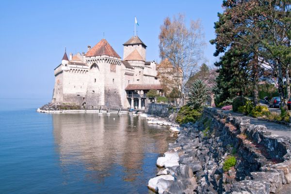 Montreux amidst Middle Ages and Pop Culture