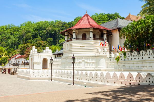 Explore Sri Lanka